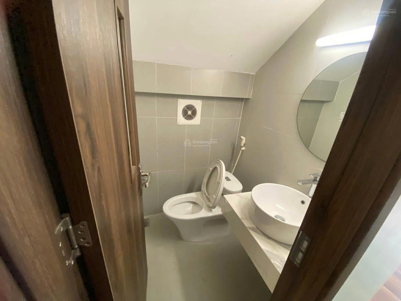 Cho thuê liền kề Lacasta Văn Phú Hà Đông, DT 90m x 5T, mt 5m làm spa showroom, đào tạo