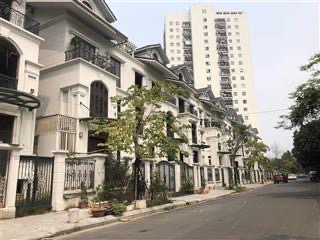 Chủ nhà cần bán nhanh: Căn BT Tây Hồ Resident Võ Chí Công - DT 135m2 2 mặt tiên - Giá chỉ 350tr/m2.