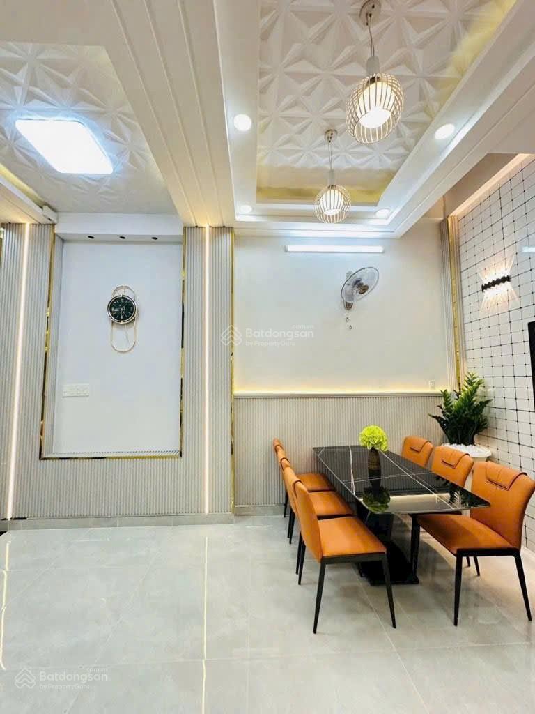 Nhà phố 4 tầng đẹp lung linh tặng full Nội that đường xe hơi khu nhà đồng bộ thì trấn nhà bè Nhà phố 4 tầng đẹp lung linh tặng full Nội that đường xe hơi khu nhà đồng bộ thì trấn nhà bè