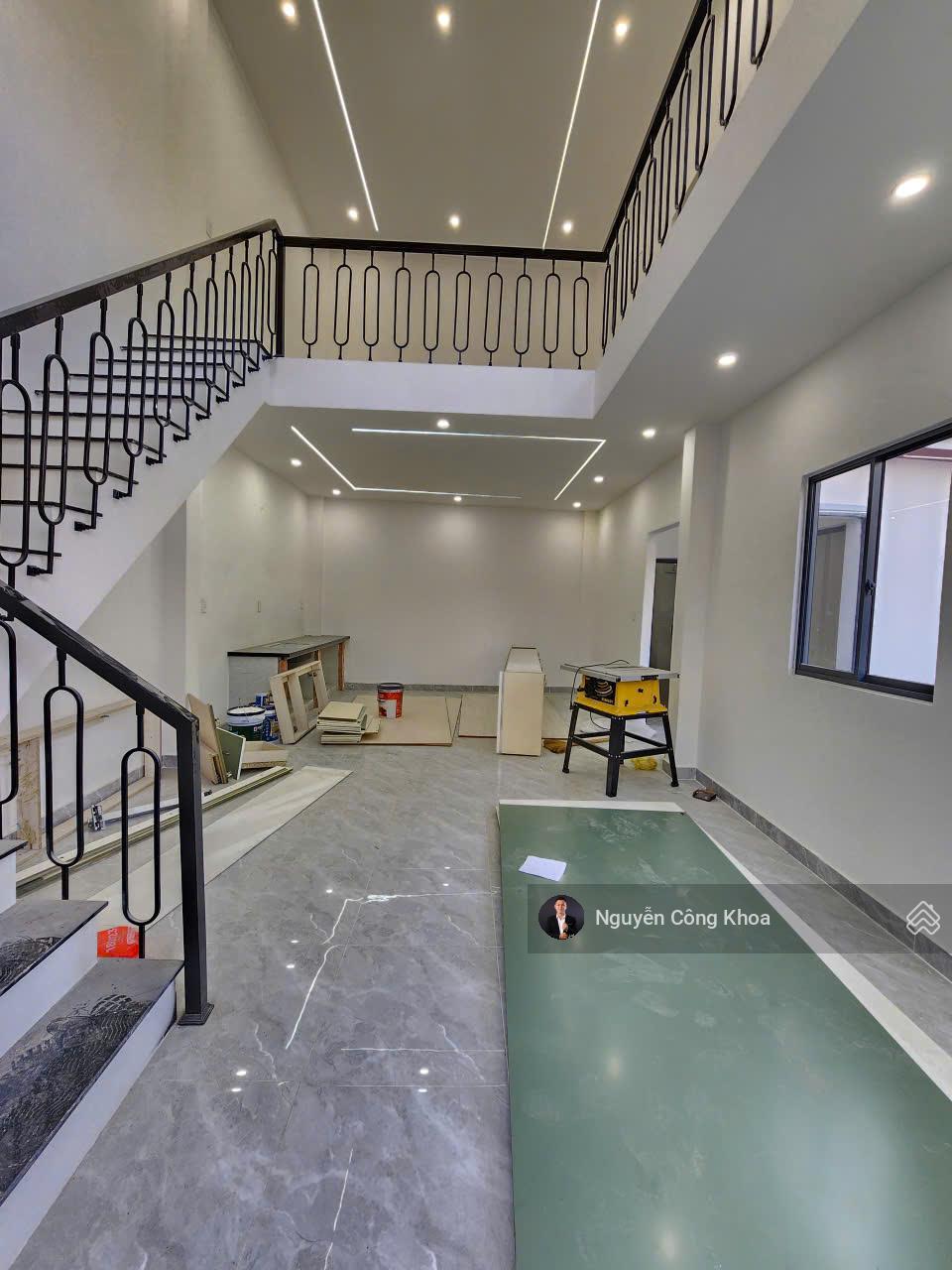 Bán nhà hình tam giác, 86,9m2 giá 2,75 tỷ, gần chợ Bình Chuẩn 300m, P.Bình Chuẩn, Tp.Thuận An