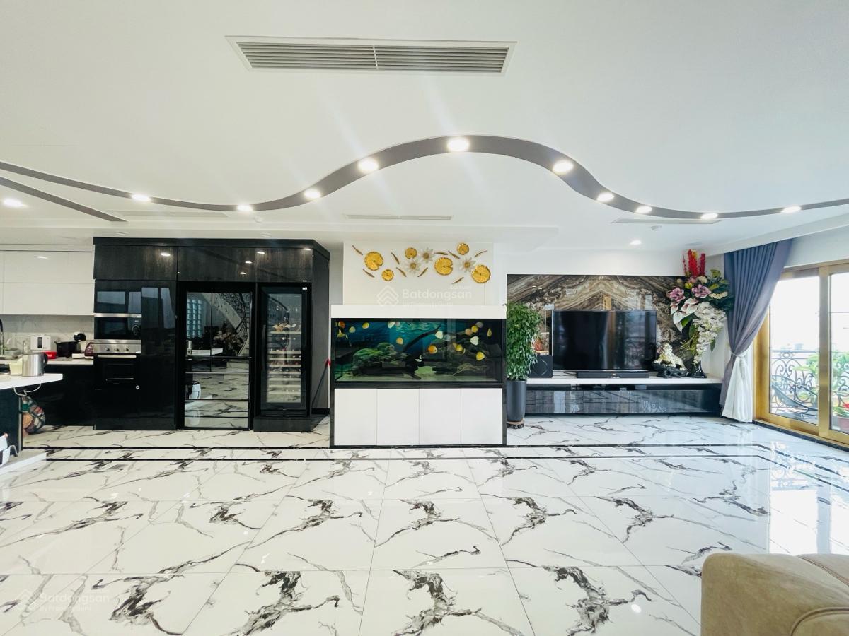 Toà nhà lừng lững 8 tầng thang máy! Lê Trọng Tấn. 3Ô tô tránh, vỉa hè, kinh doanh, vp đỉnh. 68m2