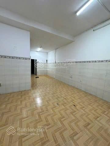 Cho thuê nhà gần BV Tân Phú, ĐH Văn Hiến sát mặt tiền tiện kd nhỏ.