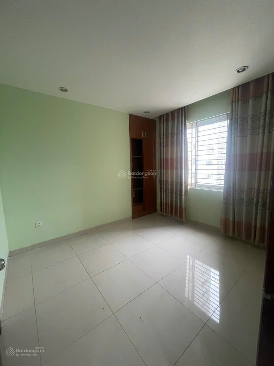 Hiếm! Cho thuê 2N cơ bản Hồ Gươm Plaza 10.5tr/tháng. Lh: 0904 994 ***