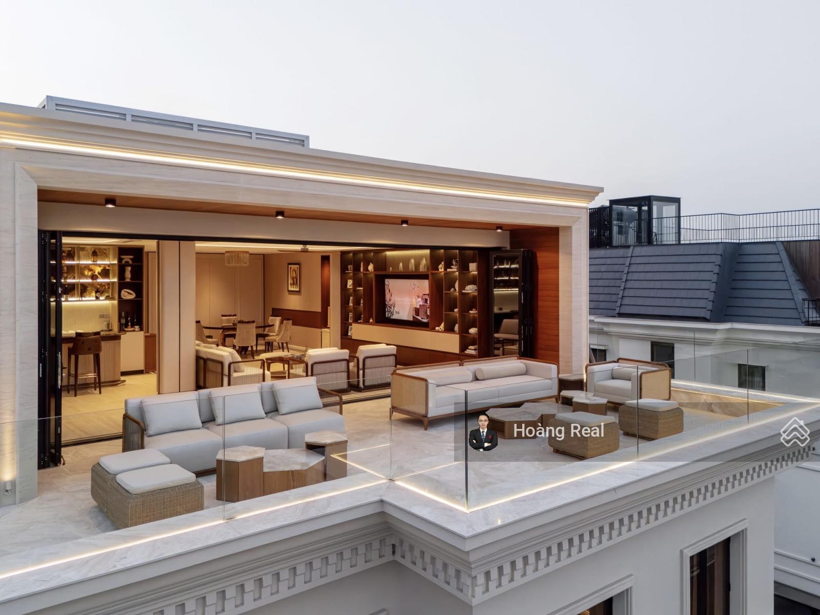 Bán Nhanh - Biệt Thự Vinhome Tân Cảng 275M2 Đất - 650M2 Sử Dụng - Full Nội Thất Ý 100% - Đã có sổ