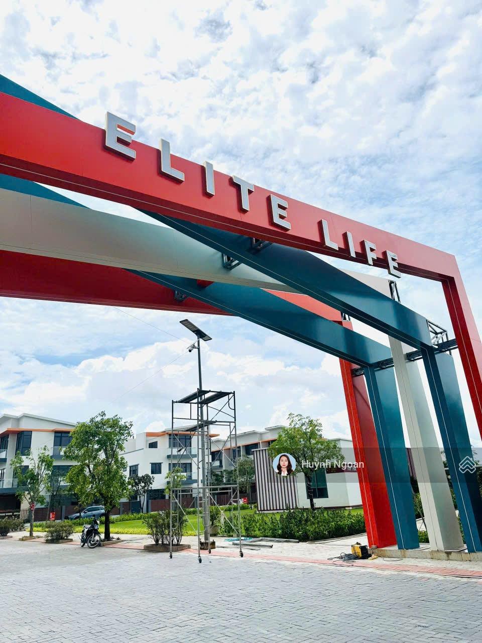 Hàng độc giá gốc CĐT biệt thự shophouse căn góc ghép duy nhất tại D.A Elite Life DT 172m2 giá 9tỷ Hàng độc giá gốc CĐT biệt thự shophouse căn góc ghép duy nhất tại D.A Elite Life DT 172m2 giá 9tỷ
