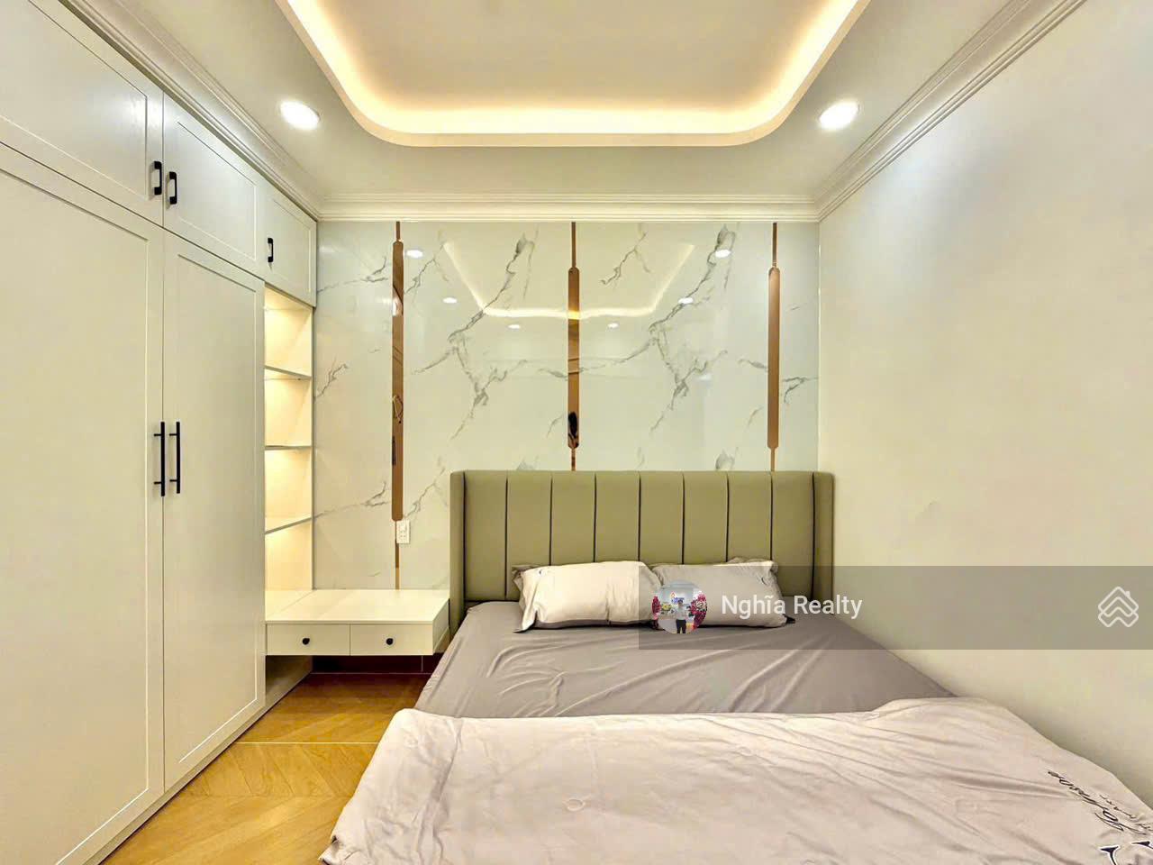 Nhà Đẹp + Full Nội Thất | Hẻm Sang Sát Khu Ẩm Thực Phan Xích Long, DT: 50m2 - 3Tầng. Giá nhỉnh 8 tỷ