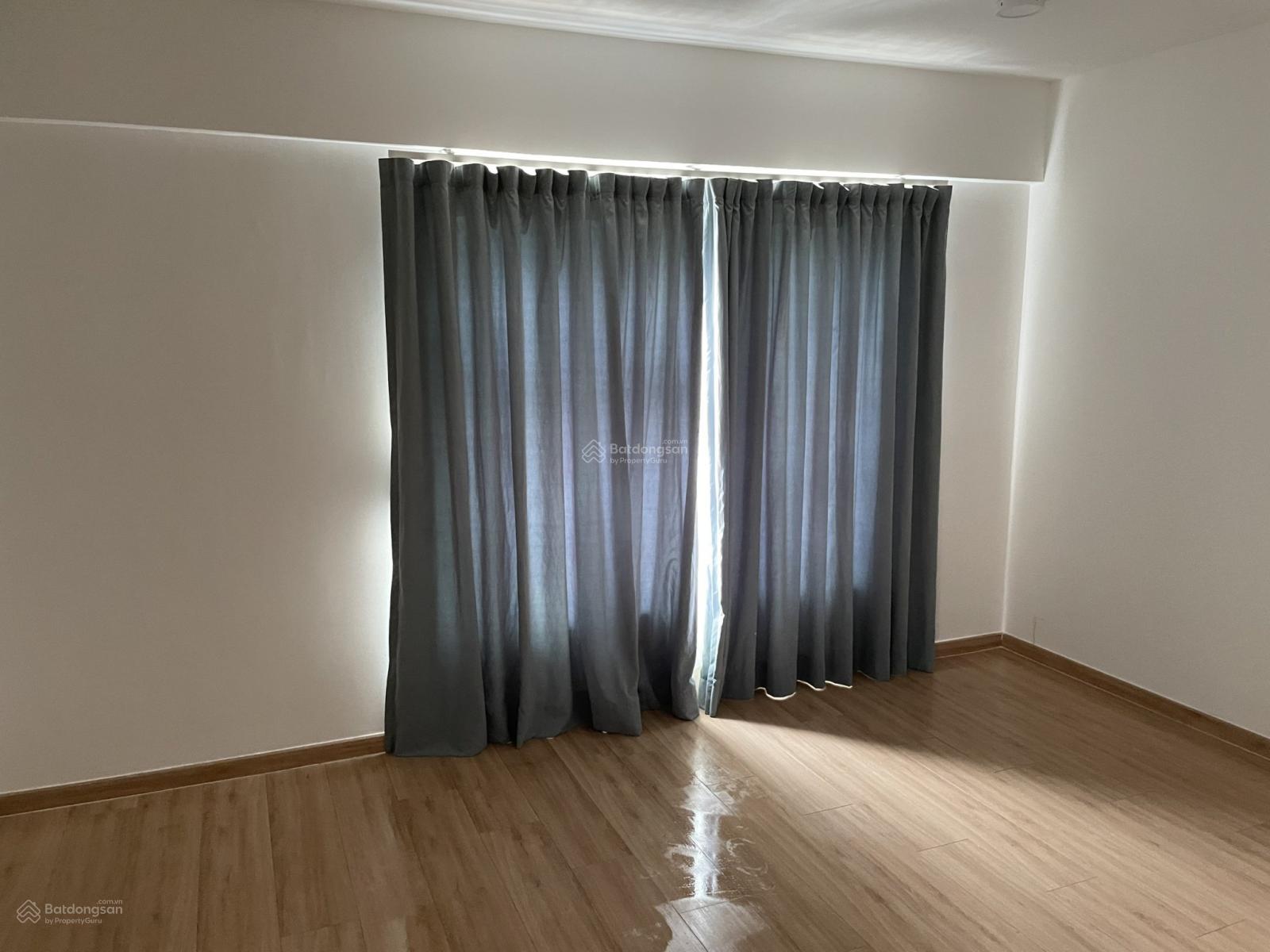 Cần bán căn hộ hoa hậu La Astoria tầng cao view thoáng 3PN3WC DT 140m2 giá 6.2 tỷ