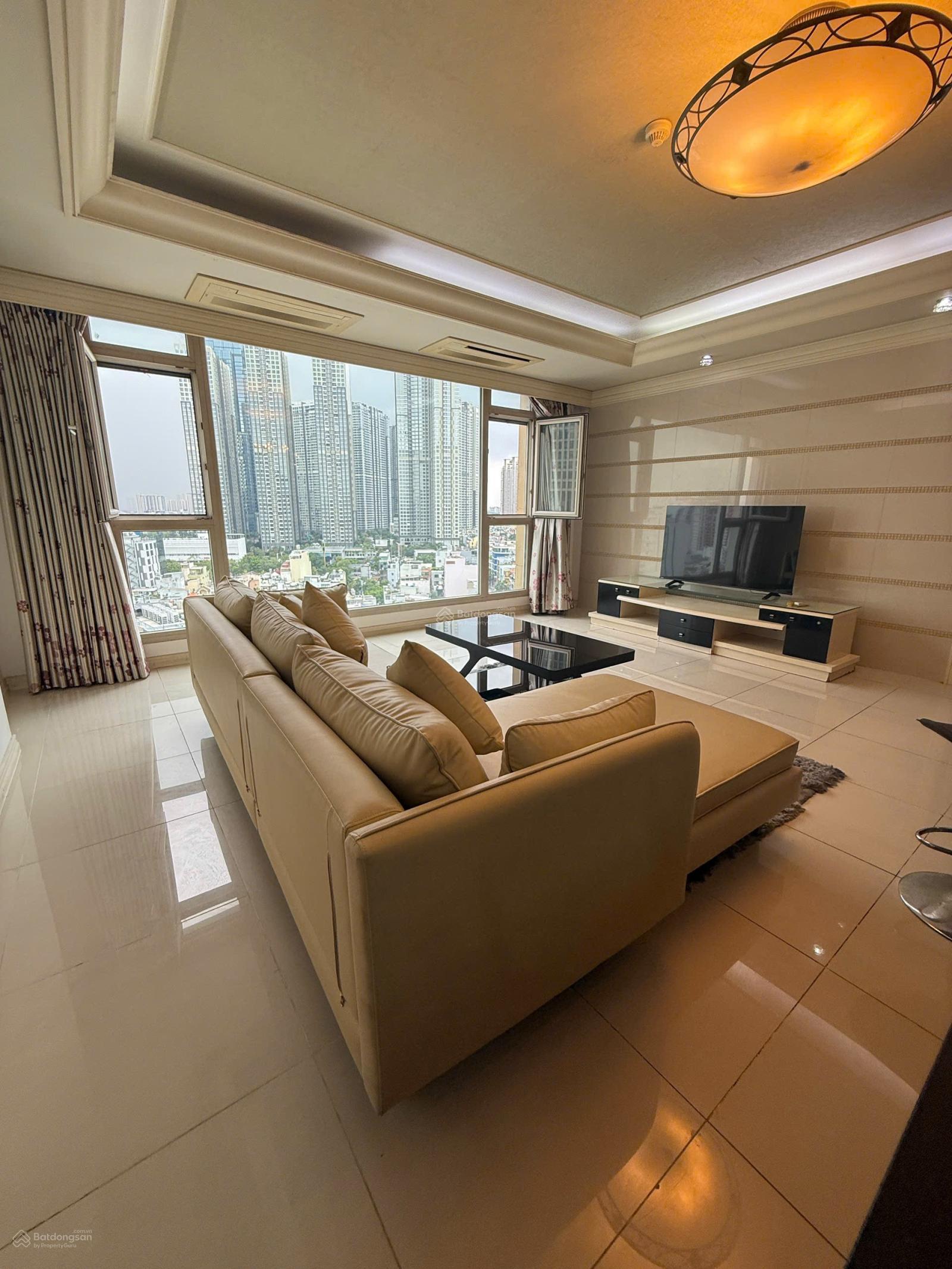 Cần bán gấp căn hộ Cantavil Hoàn Cầu dt 120m2, 3pn lầu cao vỉew landmark, giá 10tỉ. Lh 0932 055 ***