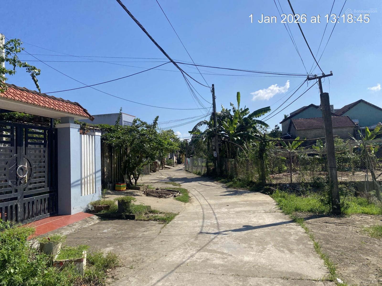 Bán lô đất 1,38 m2; cách đường C8 chỉ 30m; giá 1,65 tỷ Bán lô đất 1,38 m2; cách đường C8 chỉ 30m; giá 1,65 tỷ