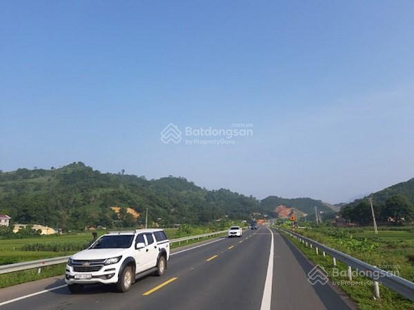 bán đất cổng dự án SAKANA dự án du lịch tiềm năng bậc nhất hòa bình chỉ hơn 700 trieu/lô