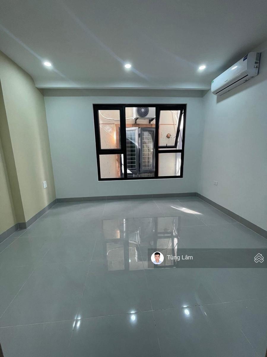 Cực Hiếm, nhà mới thang máy Nguyễn Chí thanh, ba bước ra phố, ngõ 3m, tặng nội thất 33.5m, 6 tầng