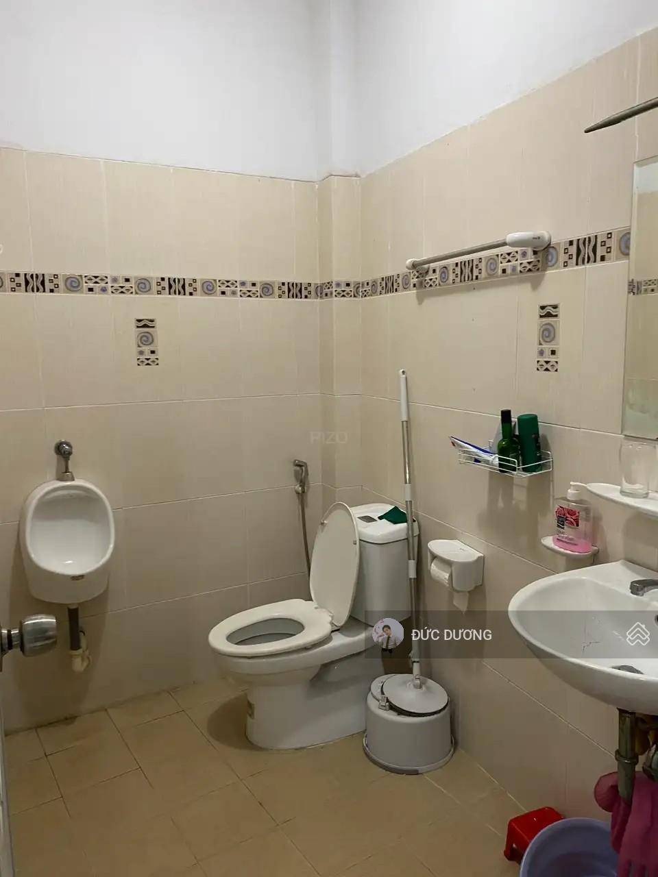 Hết Nhà Bán ! còn xót căn hẻm 6m khu Phan Xích Long,p7 PN. 4 tầng ở ngay- 60m2. Giá chỉ 9,9 tỷ TL