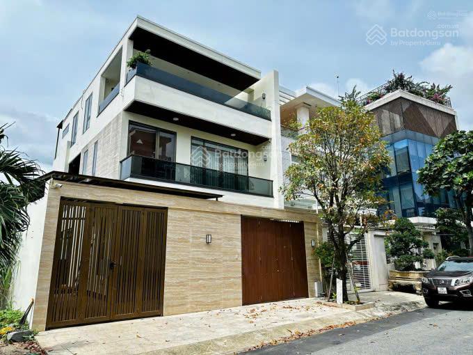 BÁN BIỆT THỰ BÁT NÀN, THẠNH MỸ LỢI, THỦ ĐỨC - DT 15x18M - HẦM 3 TẦNG - GIÁ 52 TỶ