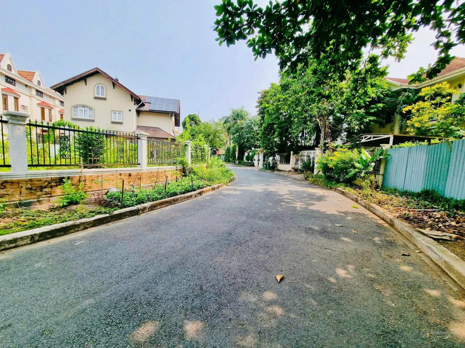 Bán khuôn đất xây CHDV đường Mai Văn Vĩnh 10x30 CTXD: Hầm 7 Tầng Giá: 56 tỷ