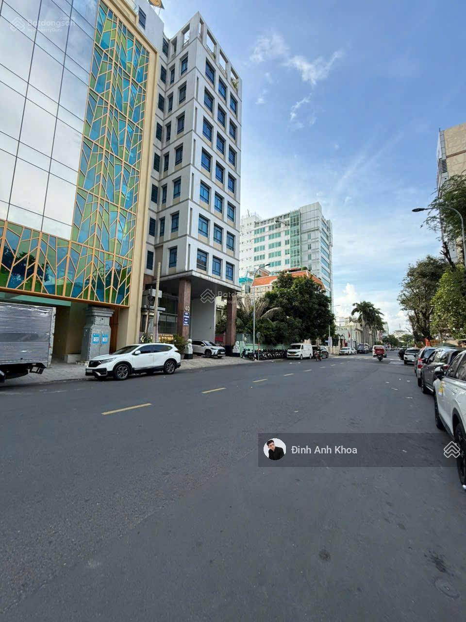 Tòa nhà giảm 8 tỷ - Mặt tiền Hoàng Việt Tân Bình - 240m2 - Thuê 450tr/th - Giá bán nhanh 150 tỷ