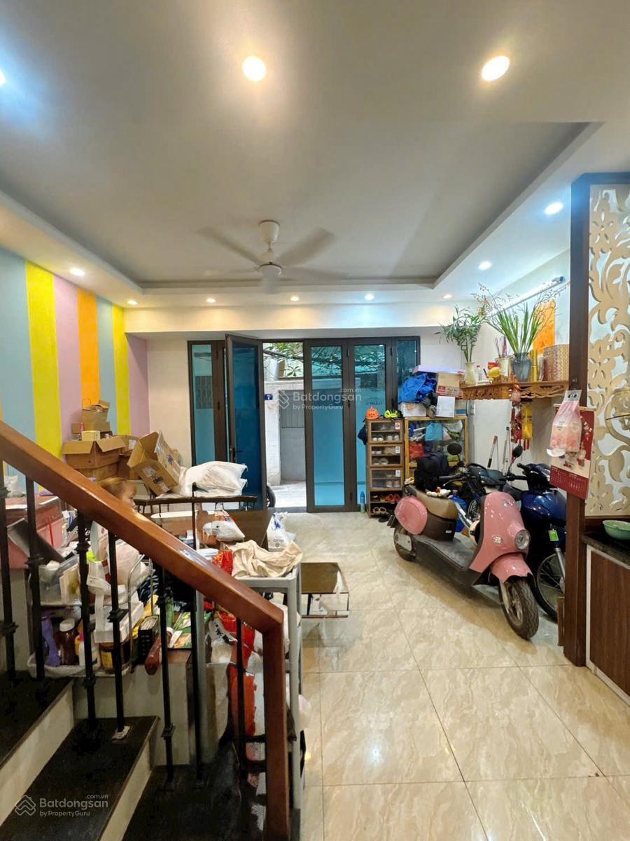 Tân Ấp Ba Đình, nhà đẹp ở ngay, 10m ra oto, ngõ bagac tránh, siêu thoáng, dân xây 35m*5T full NT