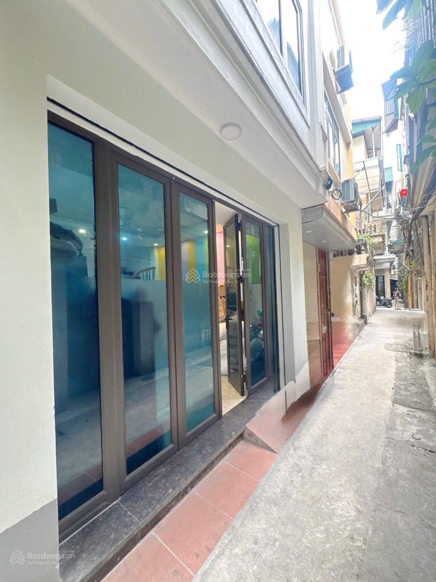 Tân Ấp Ba Đình, nhà đẹp ở ngay, 10m ra oto, ngõ bagac tránh, siêu thoáng, dân xây 35m*5T full NT