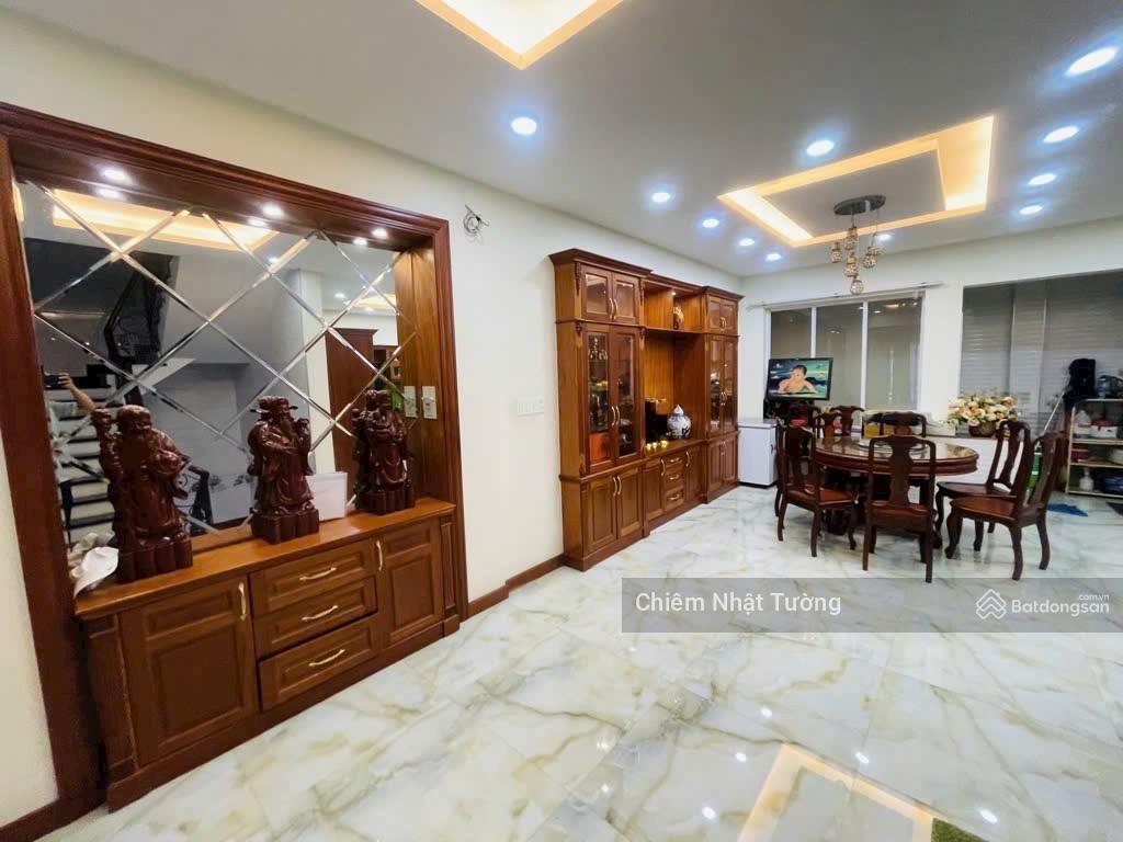 Nhà Biệt thự mini 4 tầng kiên cố, 6,7m X18m(120m2) tặng nội thất xịn sò, tân phú