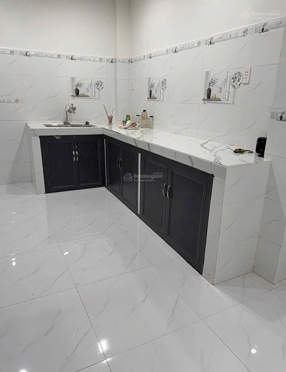 Nhà NC - Đỗ Tấn Phong - 4x10m nở hậu L - trệt lầu - 3PN 2WC - 13 triệu TL - Gọi Hằng 0906 656 ***