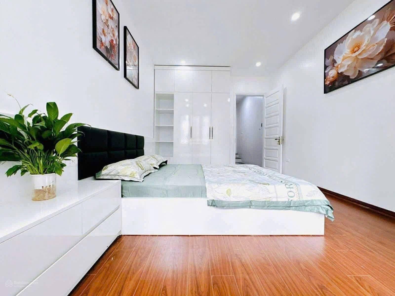 Nhà mới đón tết phố Võ Chí Công, Tây Hồ. DT32m2x5T, ngõ to rộng gần phố, Tặng Full nội thất cao cấp