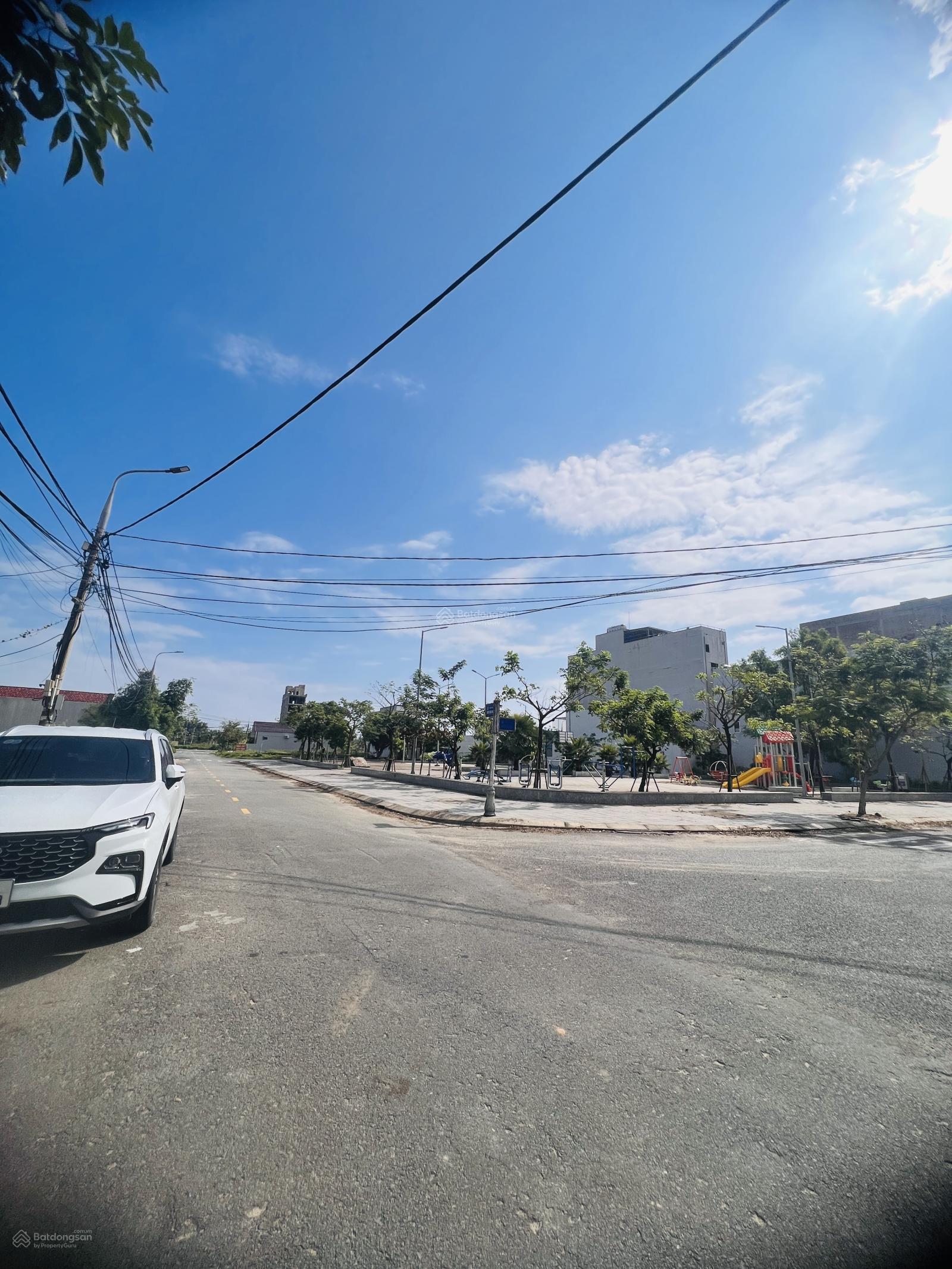 Bán đất tại Đường Nguyễn Đình Trân, 180 m2, Chính chủ bán dduo 7,5 m