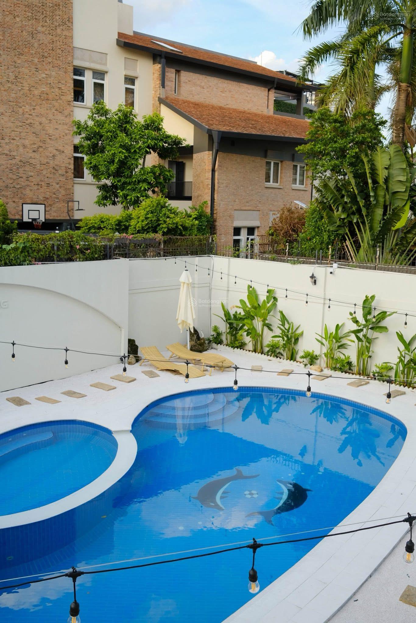 Định cư - Bán biệt thự view sông Sài Gòn thoáng mát hướng về Landmark 81 - DT 12x28m - Giá 62 tỷ