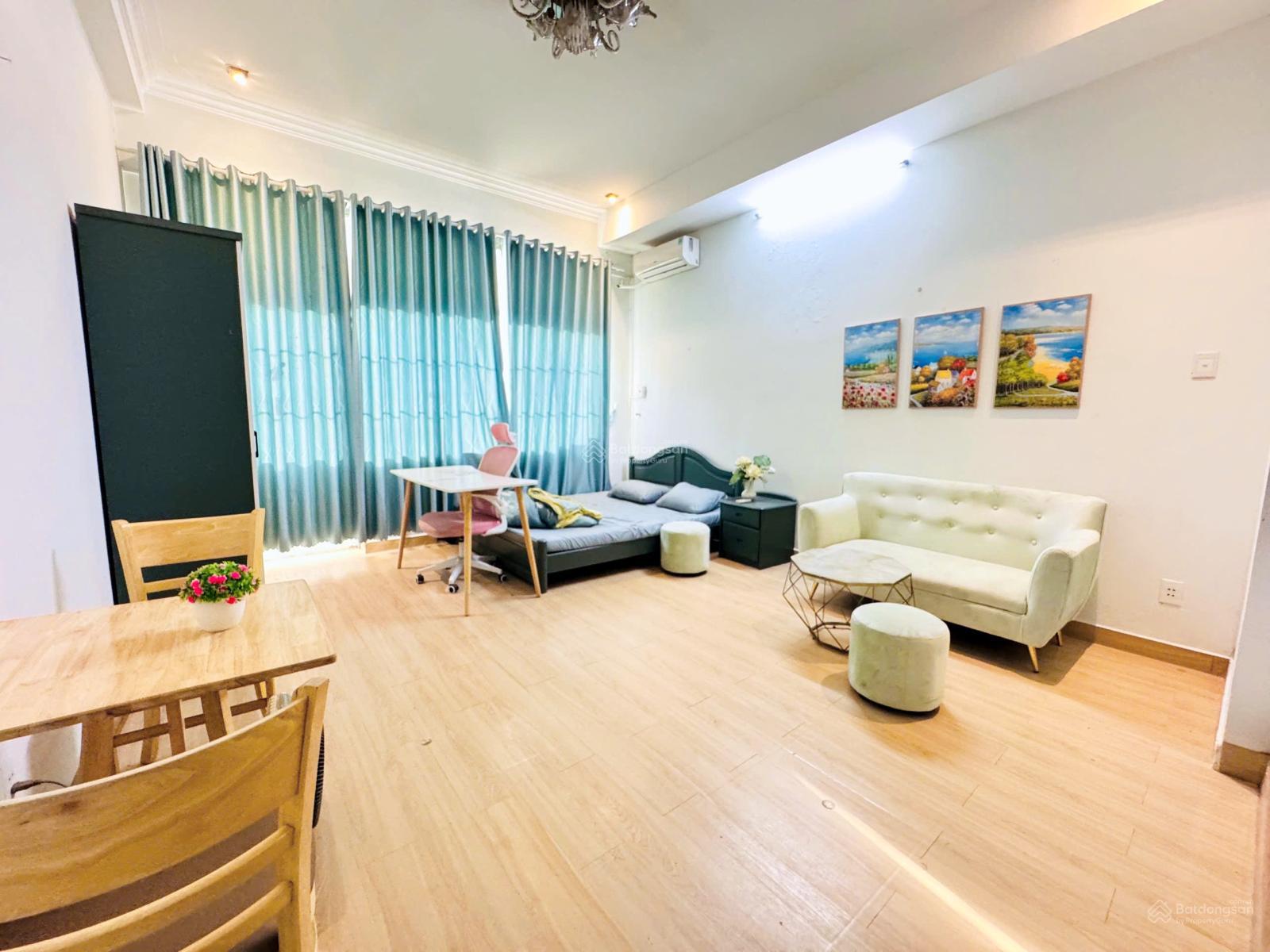 Căn hộ 40m2 ban công, giặt riêng, ngay công viên lÊ Văn Tám, Hồ Con Rùa, vòng xoay Đakao Q1