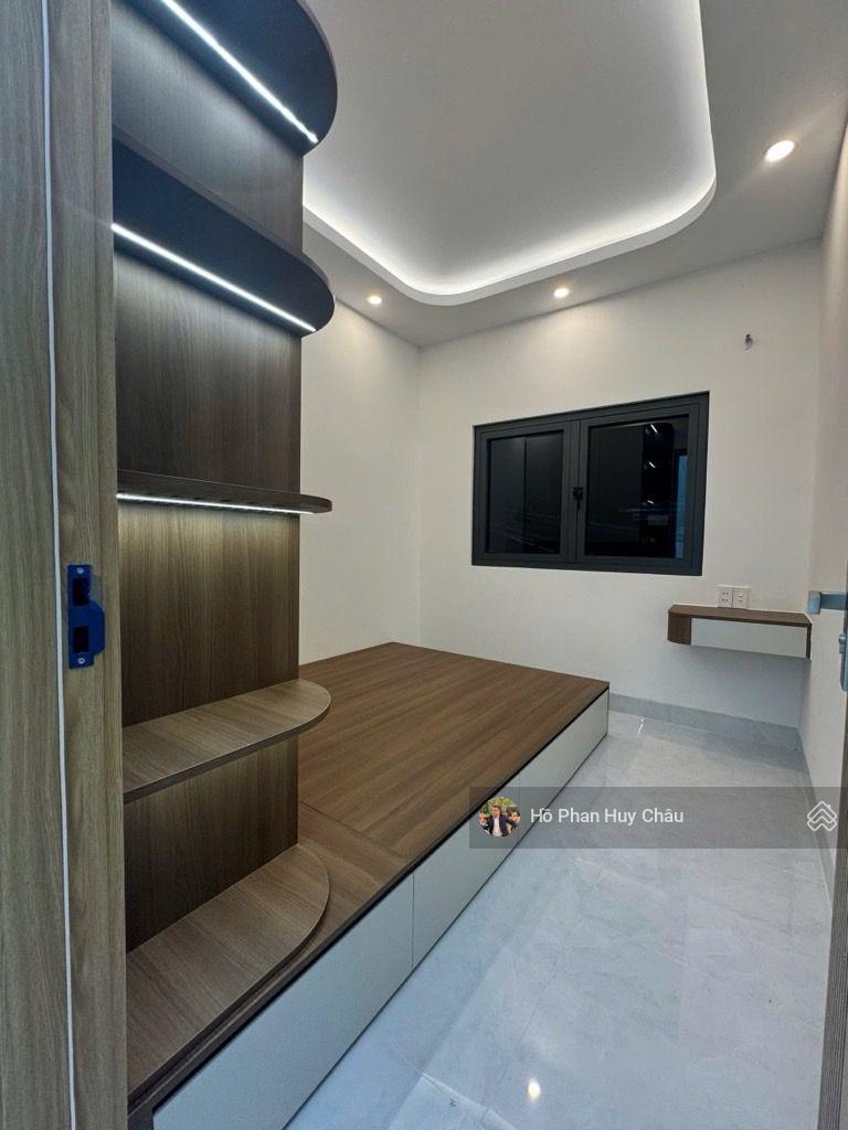 Nhà Nhỏ Xinh Ngang 8M - Chỉ Hơn 4 Tỷ Xíu - Nguyễn Văn Quỳ - Quận 7