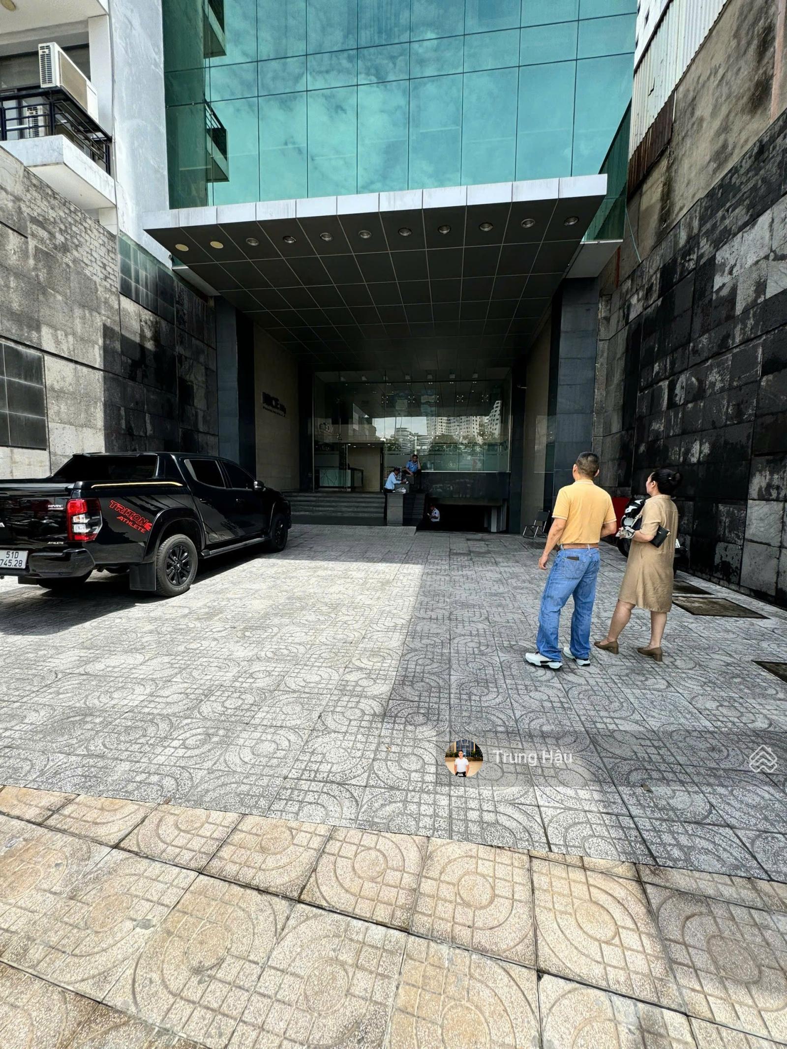 Tòa Nhà MT Điện Biên Phủ Q. Bình Thạnh. DT 15 x 40m - Hầm - 10 tầng. HĐT 900 triệu. Giá 180 tỷ