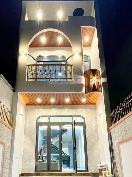 NHÀ LẦU THỔ CƯ MẶT TIỀN BUÔN BÁN ĐƯỢC GẦN TRƯỜNG NGUYỄN TRI PHƯƠNG, ĐƯỜNG NGUYỄN ÁI QUỐC