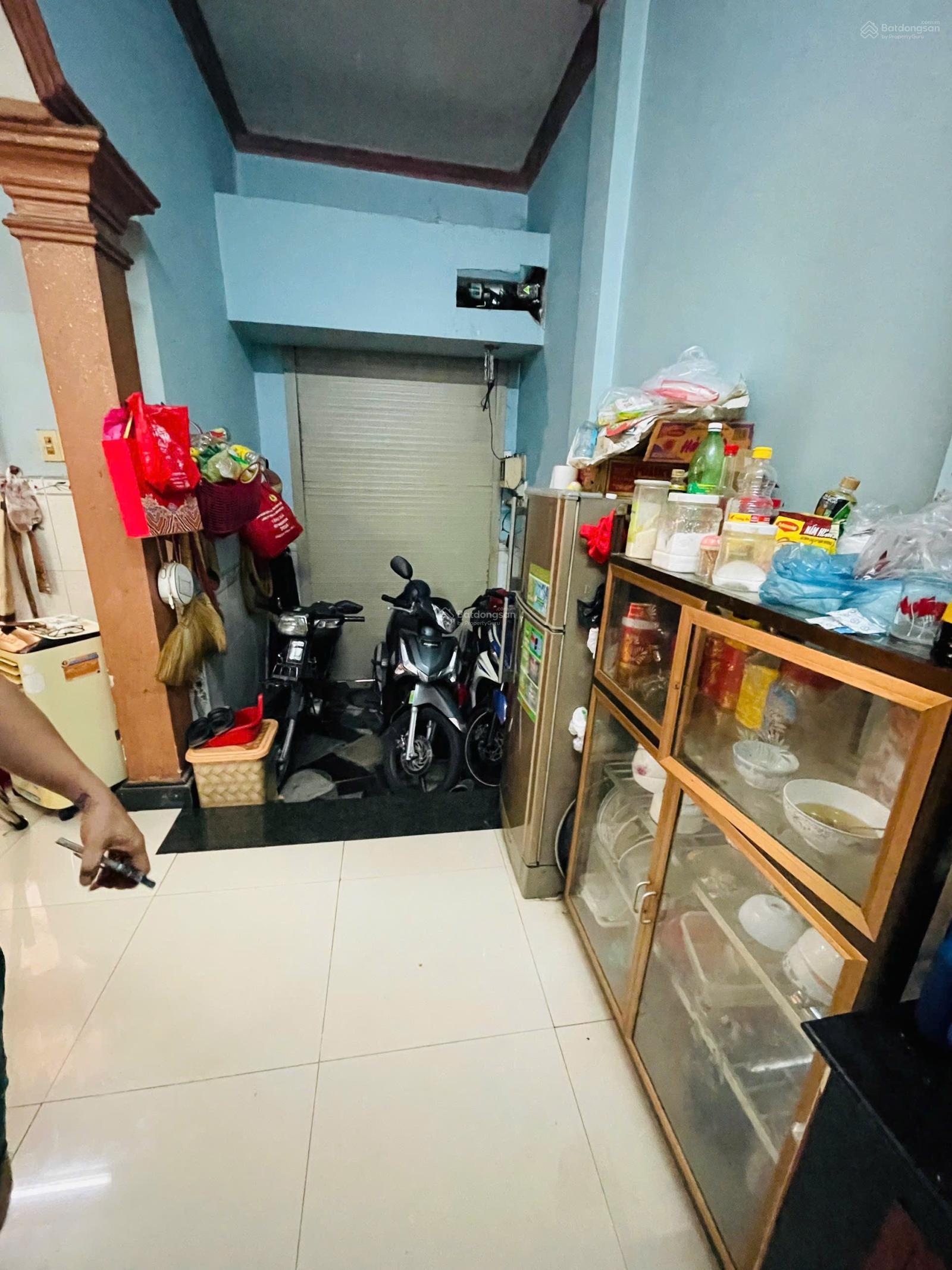 Chủ gởi bán nhà 1trệt 1lầu P. Bửu Hoà, 6,4x17,5=47m2 2PN, ngay trường Trần Văn Ơn, sổ riêng TC 100%