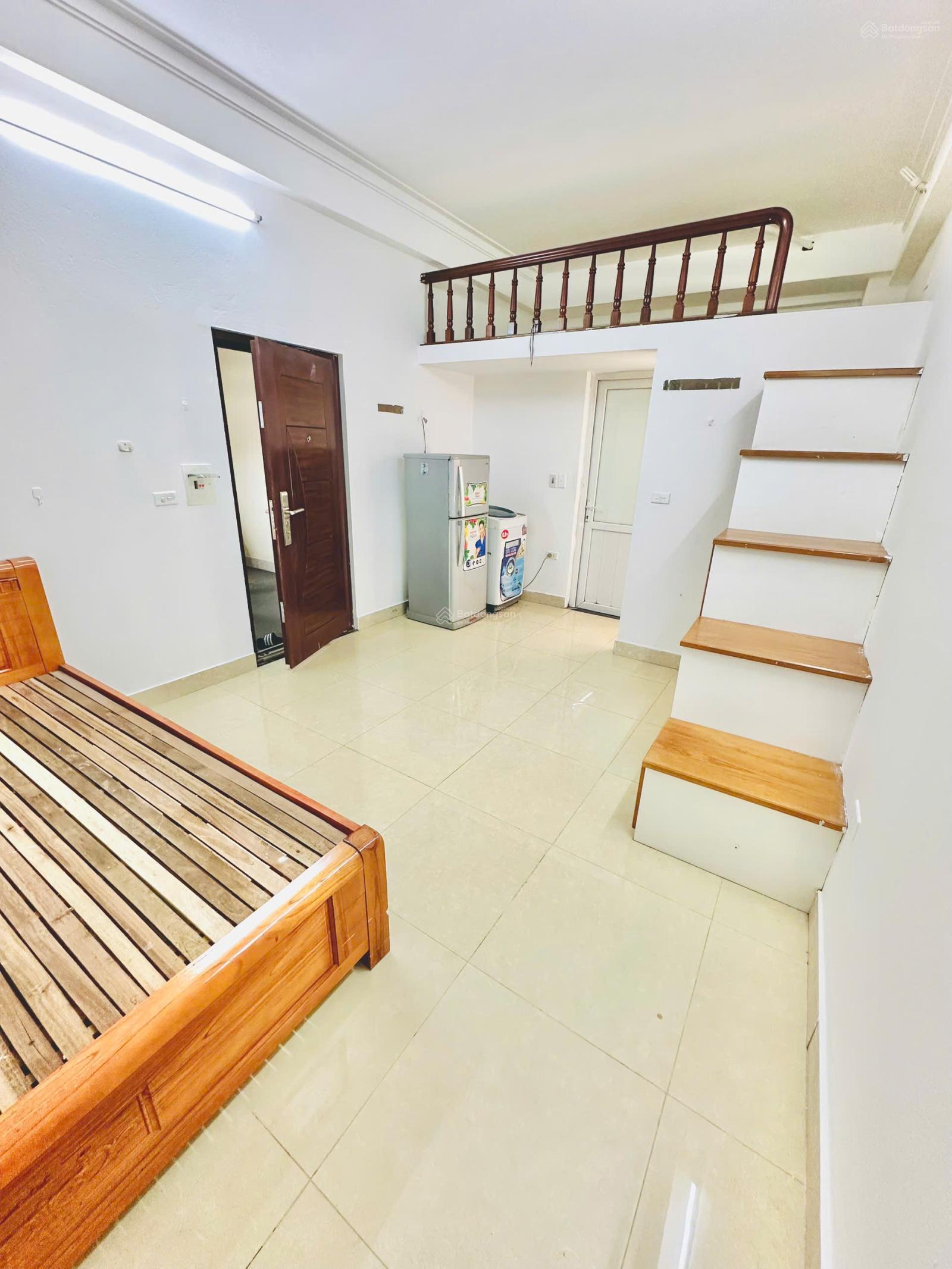 Cho thuê căn studio Cầu Giấy - chính chủ