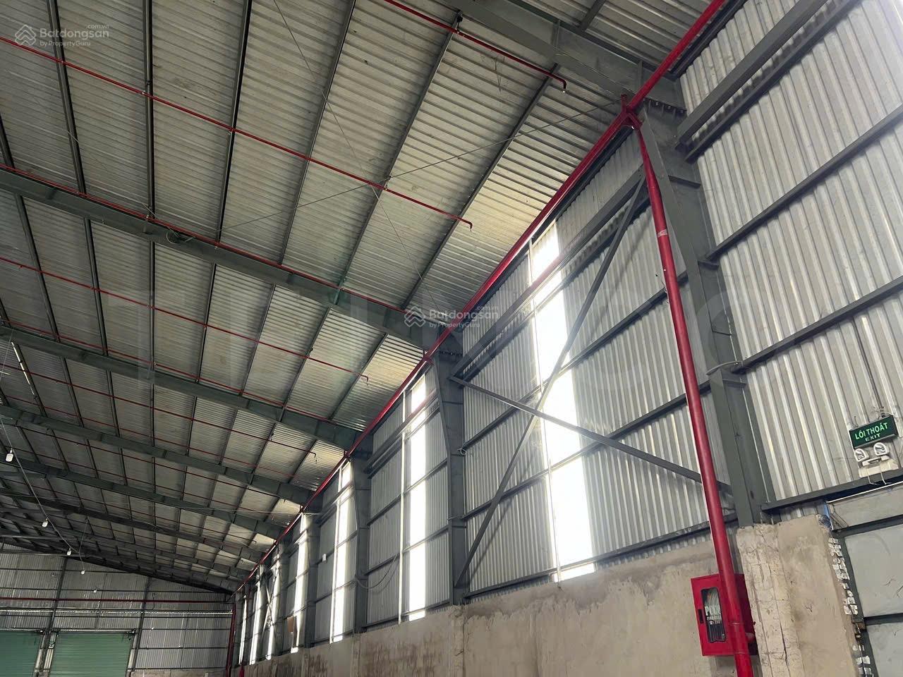 Cho thuê kho xưởng 986 m² và 2.600 m² có PCCC tự động và điện 3 pha, trong khu công nghiệp Trà Nóc