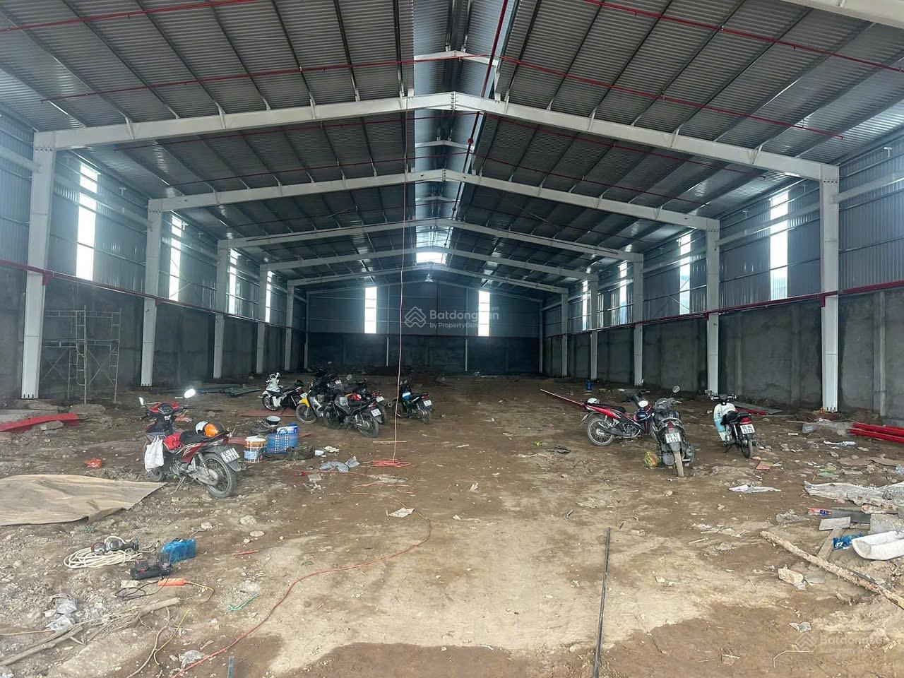 Cho thuê kho xưởng 1.700 m² kho xây dựng 1.100 m² có PCCC tự động và trạm điện 3 pha, Đường QL61C