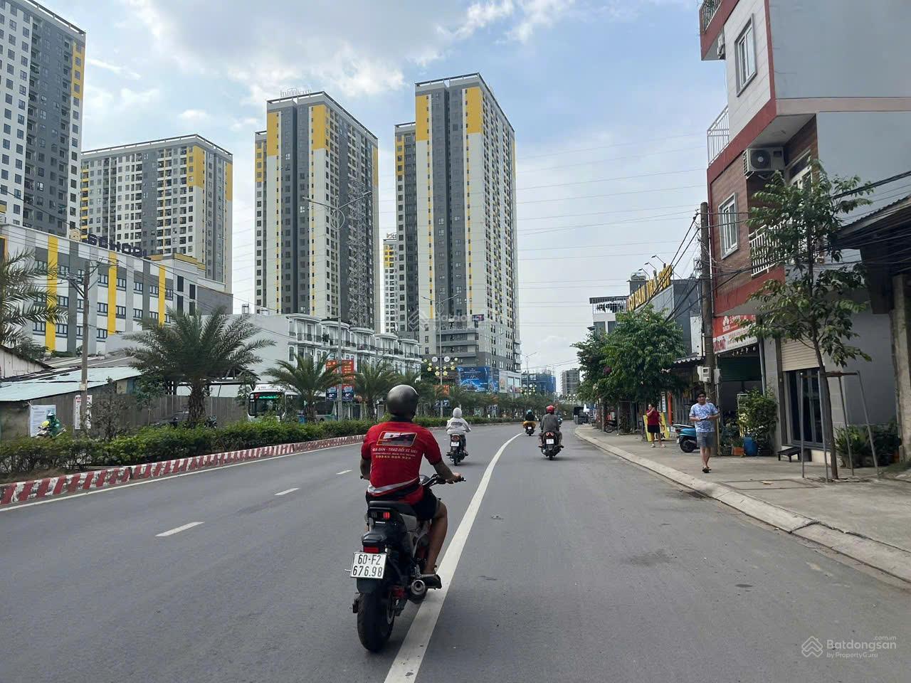 Bán đất mặt tiền đường 22m đối diện Chung cư Becon 33 tầng - Phường Đông Hòa, TP.HCM