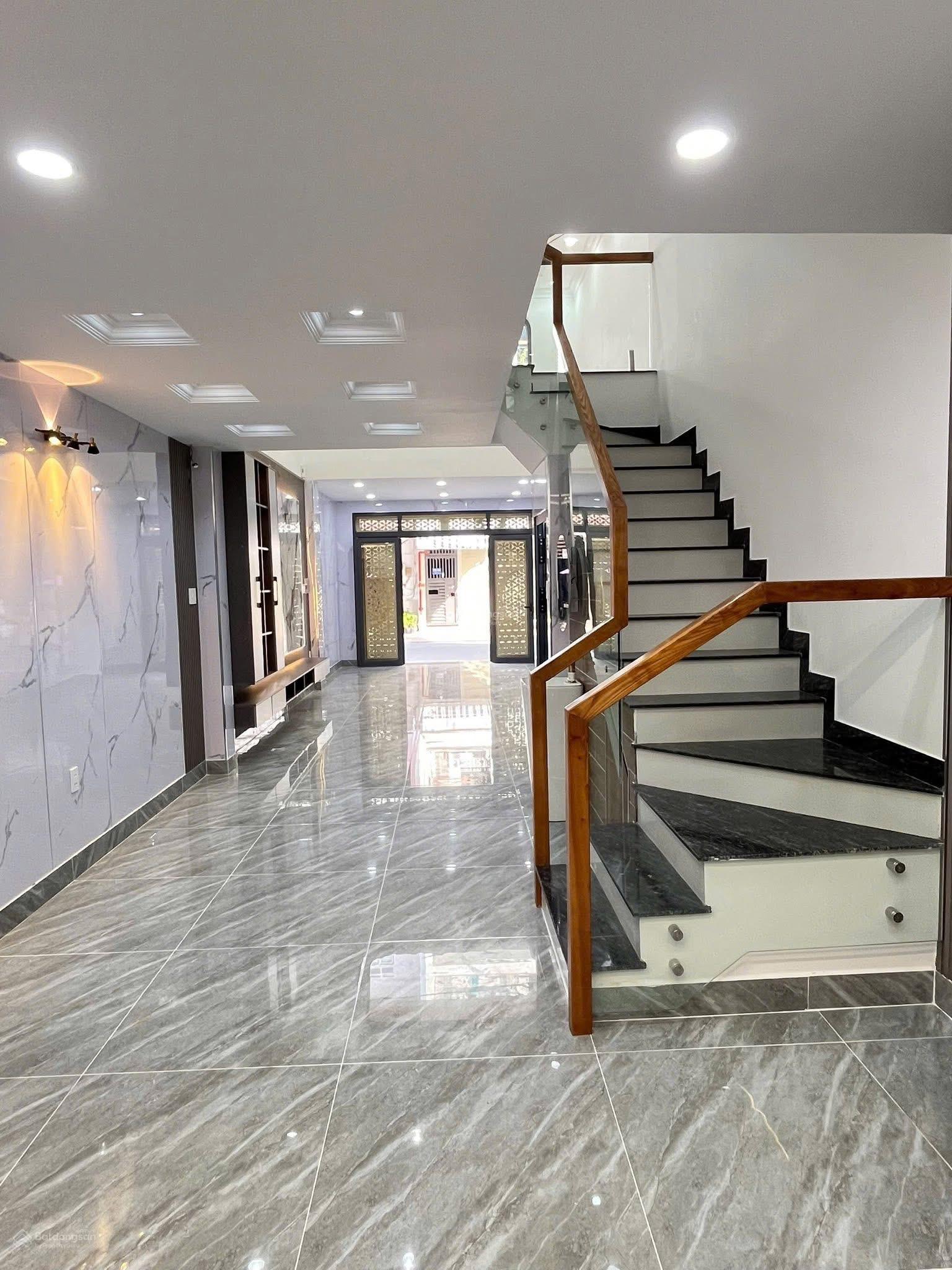 NHÀ MỚI 100% - HẺM NHỰA 12M CÓ LỀ - NGUYỄN HỮU TIẾN - TÂN PHÚ - 4 X 16 - 64M2 - 4 TẦNG - Chỉ 10.5T