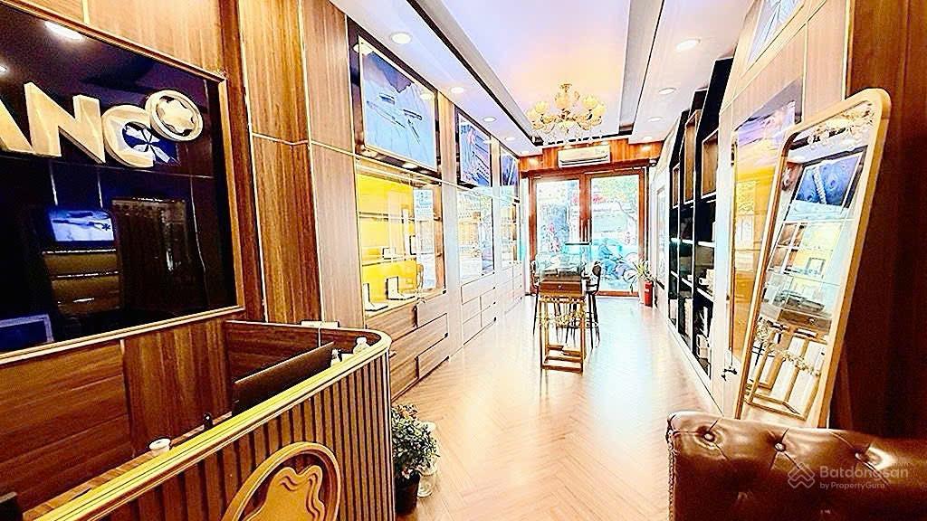 Bán nhà 4 tầng mtkd đ.Điện Biên Phủ, Q.3- dt 66m2- nhà 2 mt trước sau vừa ở vừa cho thuê mb 20tr/th