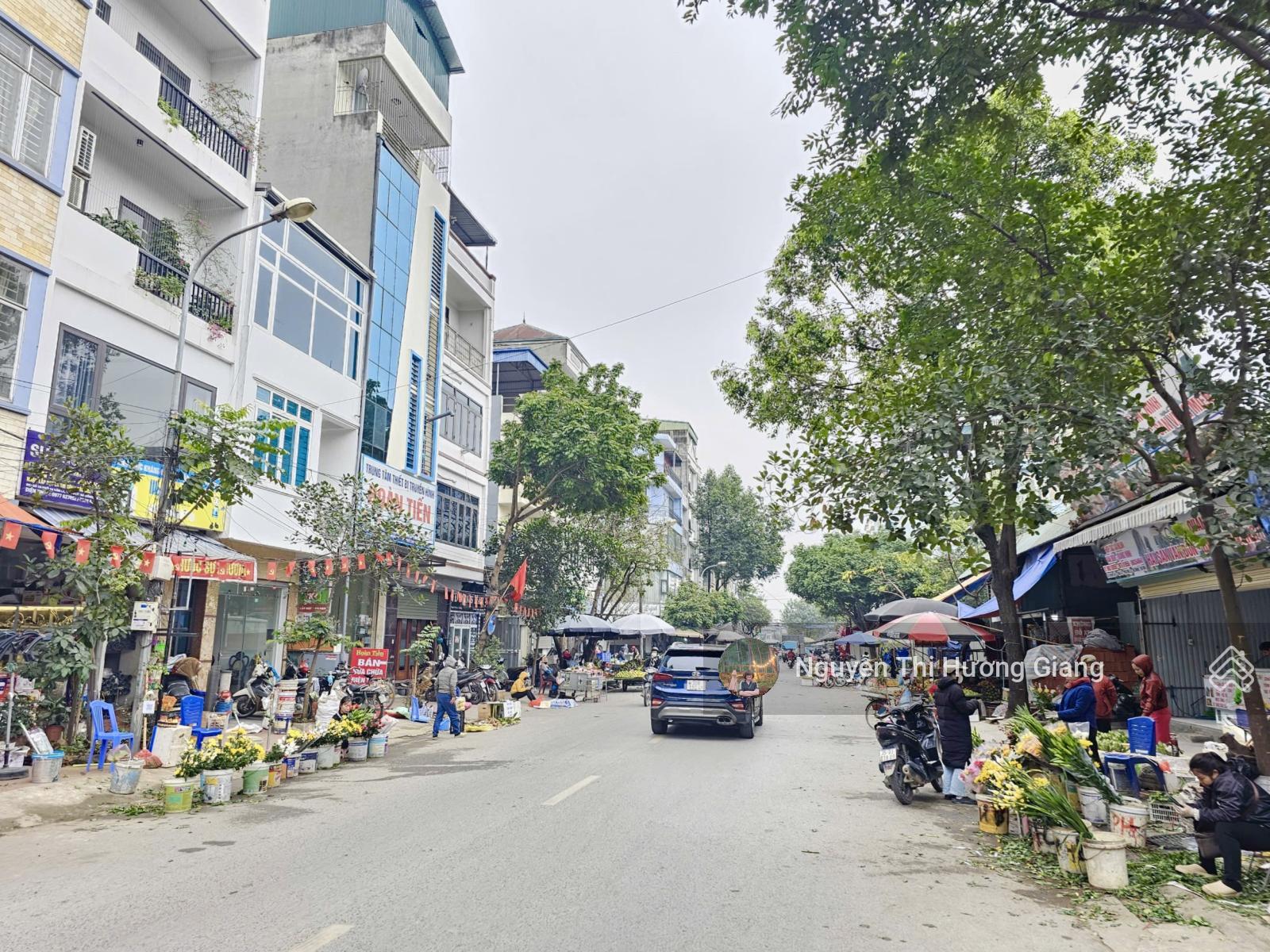 BÁN GẤP NHÀ MP VĂN LA - Hà Đông. 50m2 - 5 tầng - Kinh doanh đẳng cấp - Giá rẻ đầu tư.