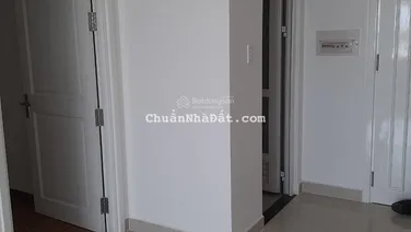 cho thuê nhanh Flora Fuji tầng trung, 2PN+2WC có rèm máy nước nóng
Giá: 7,5 triệu- cọc 2 tháng