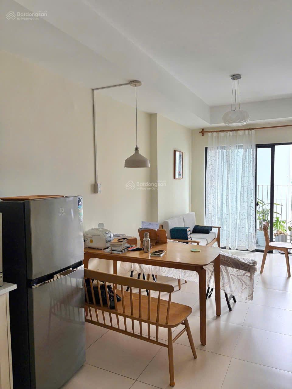 CĂN HỘ NHƯ ẢNH - 13,5 TRIỆU CÓ TL ,2PN 1WC FULL NỘI THẤT, 60M2 . CÒN VÀI CĂM 2PN 3PN