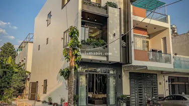 BÁN NHÀ MỚI FULL NỘI THẤT CAO CẤP ĐƯỜNG D4 KDC HỒNG LOAN 4 PHÒNG NGỦ GIÁ 6.49 TỶ