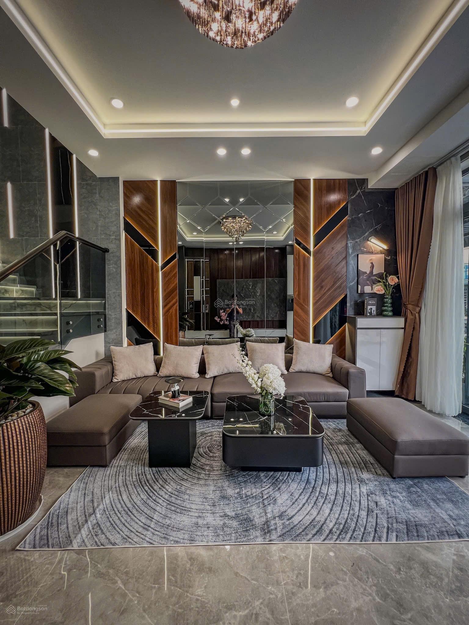 BÁN NHÀ MỚI FULL NỘI THẤT CAO CẤP ĐƯỜNG D4 KDC HỒNG LOAN 4 PHÒNG NGỦ GIÁ 6.49 TỶ