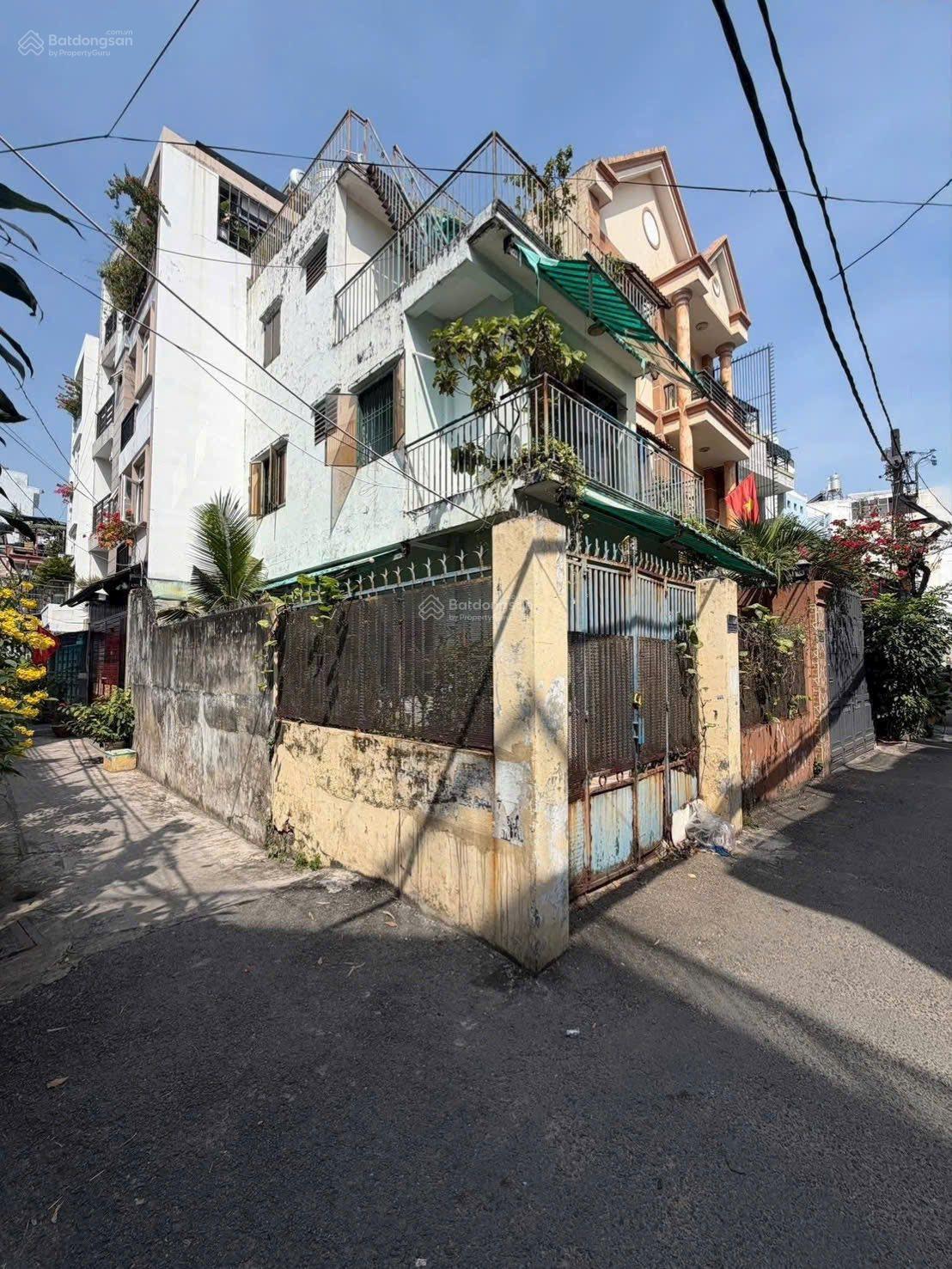 Bán nhà 2 mặt tiền HXH Nguyễn Kiệm P3 GV, DT 6,5x10m, 3 tầng. Giá chỉ 7,5 tỷ Bán nhà 2 mặt tiền HXH Nguyễn Kiệm P3 GV, DT 6,5x10m, 3 tầng. Giá chỉ 7,5 tỷ