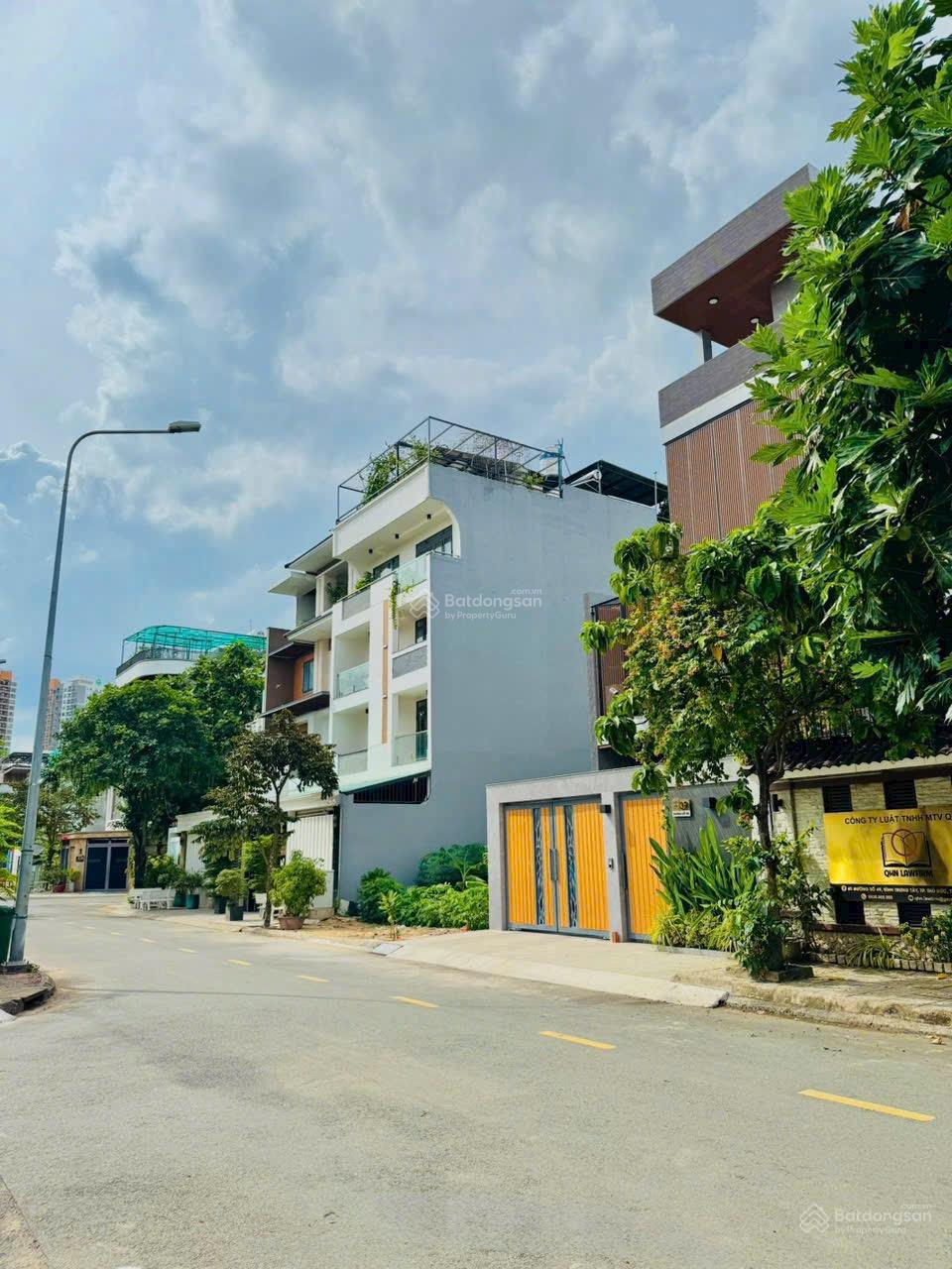 Khuôn đất biệt thự siêu hiếm tại KDC Thế Kỉ 21, DT: 236.6m2 (11m x 21.5m) giá: 175 tr/m2