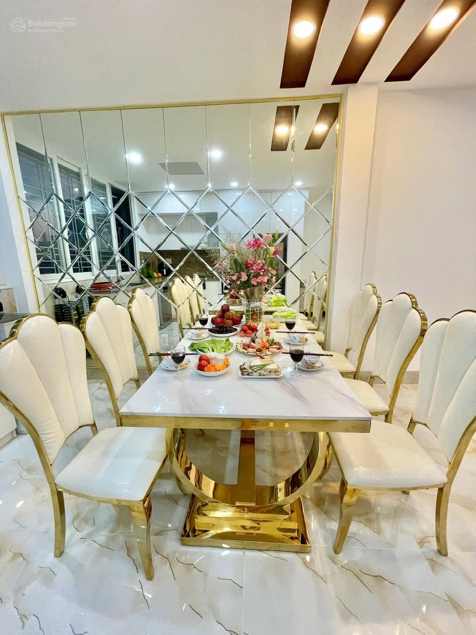 Bán Gấp! Mặt Tiền Phan Xích Long,Phú Nhuận - DT: 4x18m - 6 Tầng - HĐT:130tr/th - Giá bán: 38 tỷ TL Bán Gấp! Mặt Tiền Phan Xích Long,Phú Nhuận - DT: 4x18m - 6 Tầng - HĐT:130tr/th - Giá bán: 38 tỷ TL