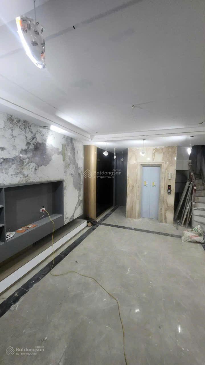 NHÀ ĐẸP Ở NGAY PHỐ HOA LƯ HAI BÀ TRƯNG 60M 5 TẦNG 14 TỶ