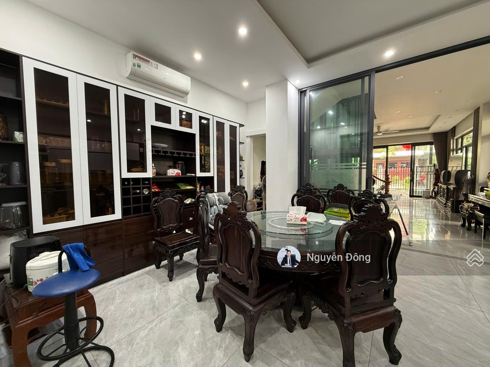 Chính chủ cần bán biệt thự KĐT Dương Nội 180m2 hoàn thiện full thang máy nhà đẹp ở ngay Chính chủ cần bán biệt thự KĐT Dương Nội 180m2 hoàn thiện full thang máy nhà đẹp ở ngay