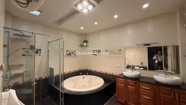MẶT NGÕ Tức Mạc Phố Trần Hưng Đạo HOÀN KIẾM, dt 115m 8 tầng + 1 tum mặt tiền 7,5m giá 65tỷ