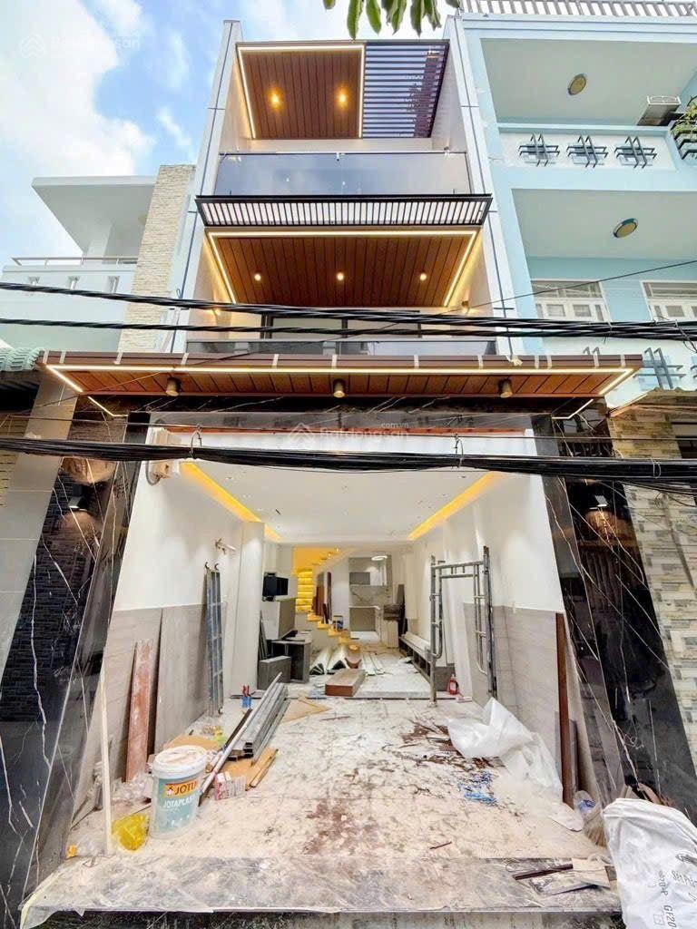 Bán nhà Quận 7 nhà mới ở ngay Tết 2026 nhà 4 tầng 3 phòng ngủ ngang 3m 5 dài 12m chỉ 5 tỷ nhỉnh