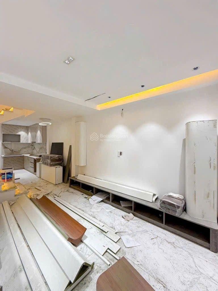 Bán nhà Quận 7 nhà mới ở ngay Tết 2026 nhà 4 tầng 3 phòng ngủ ngang 3m 5 dài 12m chỉ 5 tỷ nhỉnh